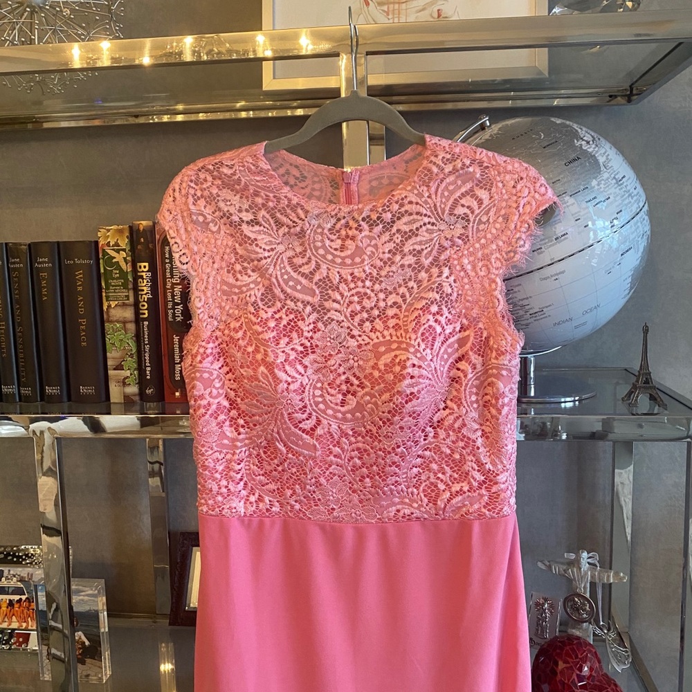 Custom sewn pink lace cocktail gown - Picture 3 of 7